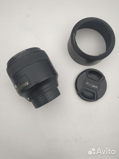 Объектив nikon 85mm 1.8G