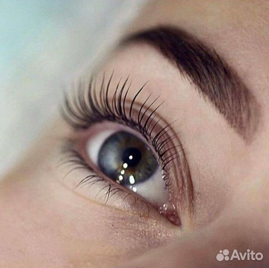 Ламинирование ресниц, оформление бровей