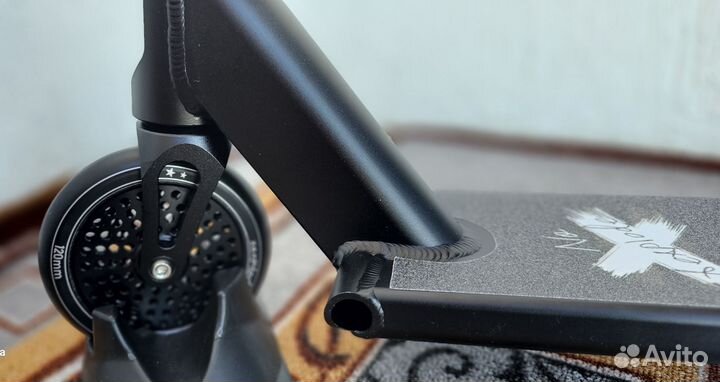 Самокат трюковой для взрослых С 703 чер