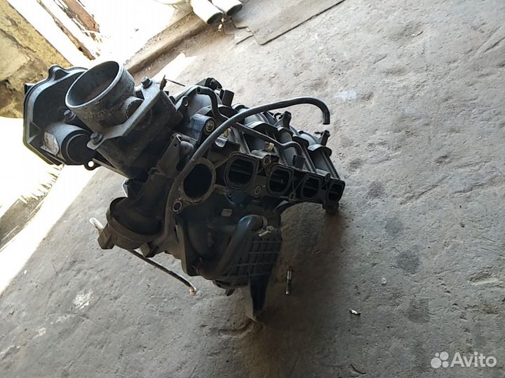 Коллектор впускной Ford Focus 2 2.0