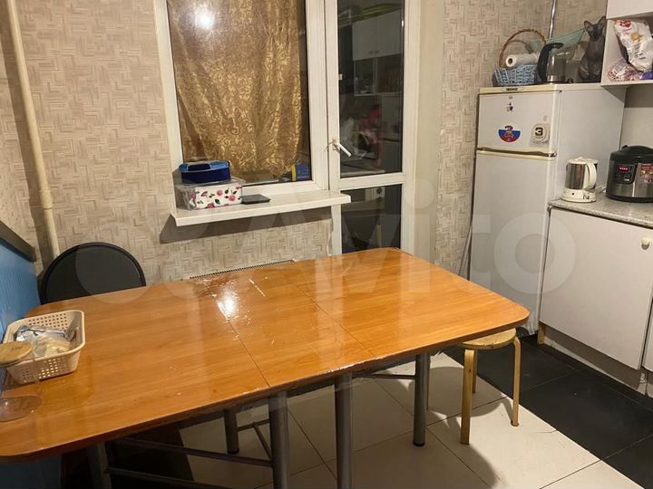 Комната 25 м² в 3-к., 19/23 эт.