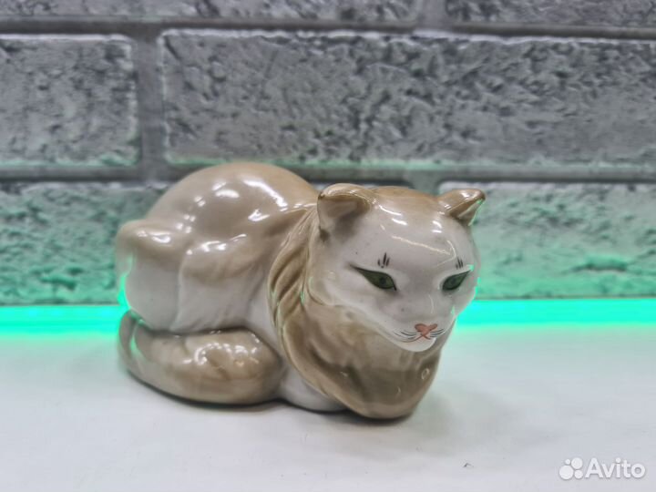 П.9327 Фигурка кошка гжель