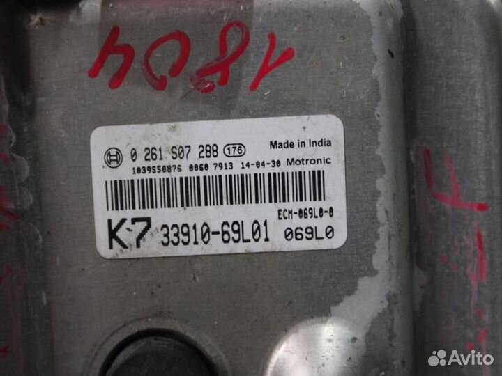 Блок управления Сузуки 33910-69L01 (ZC72S K1