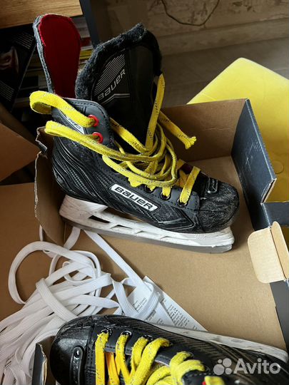 Хоккейные коньки bauer