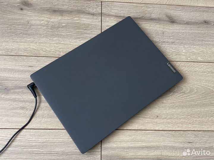 Ноутбук lenovo v14-IIL, i7, ssd 250, 12 gb Ram