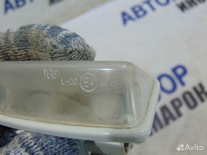 Фонарь подсветки номера для Toyota Corolla 9 2001