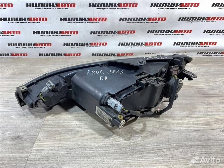 Фара правая Пежо 206