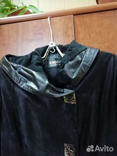 Замшевый плащ