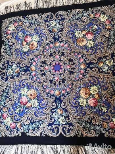 Новый шерстяной павловопосадский платок