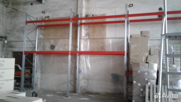 Торговые стеллажи