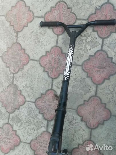 Трюковой самокат