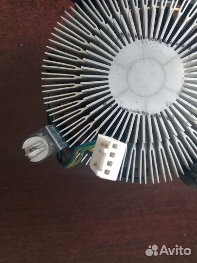 Кулер процеccорный intel