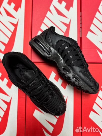 Nike Air max Tailwind 4 triple black