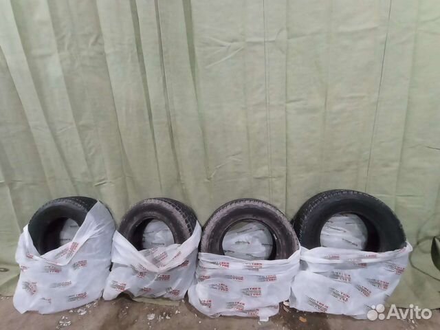 Bridgestone Blizzak DM-V1 255/70 R17