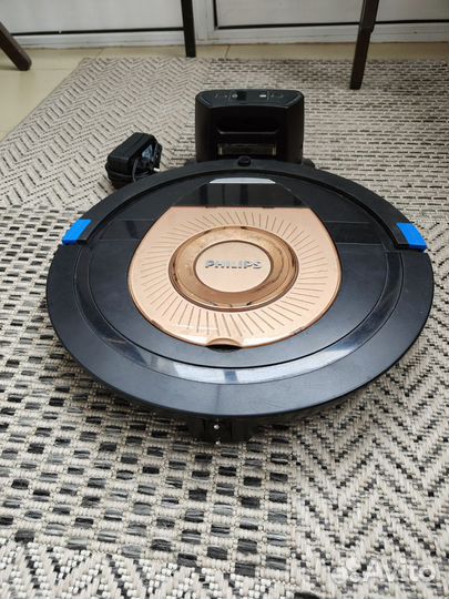 Робот пылесос philips