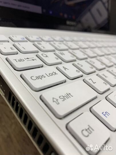 Ноутбук Sony / Ssd / i5 / 8 Ram