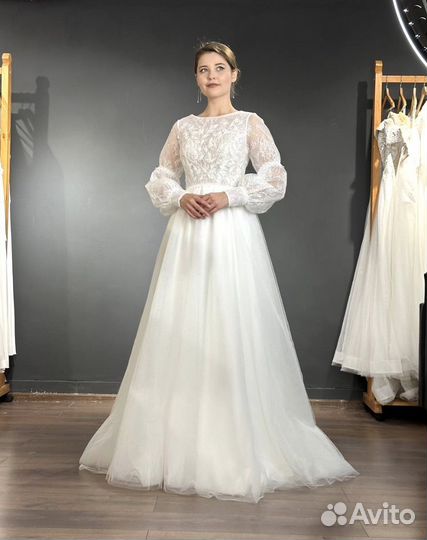 Свадебное платье