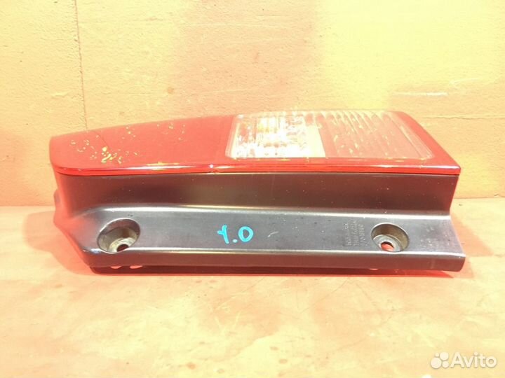 Фонарь задний правый Nissan Pathfinder R51 SUV