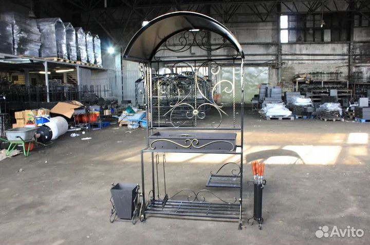 Мангал лофт с крышей