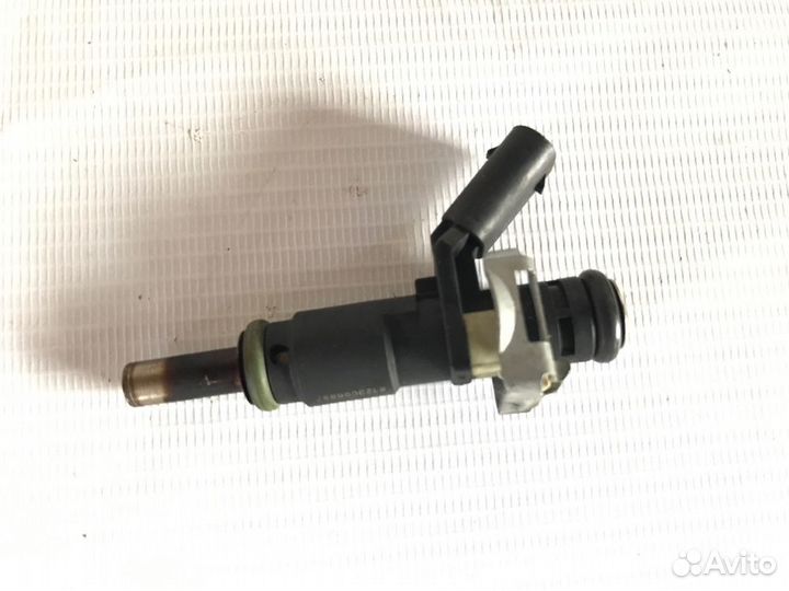 Форсунка инжекторная Mercedes-Benz Viano W639