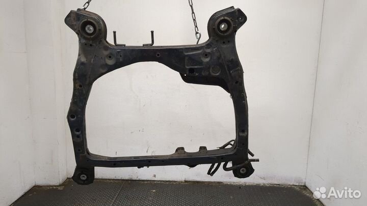 Балка подвески передняя Lexus RX