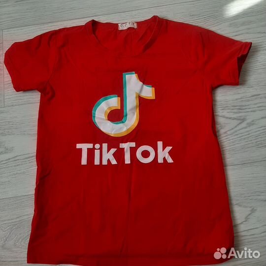 Футболки