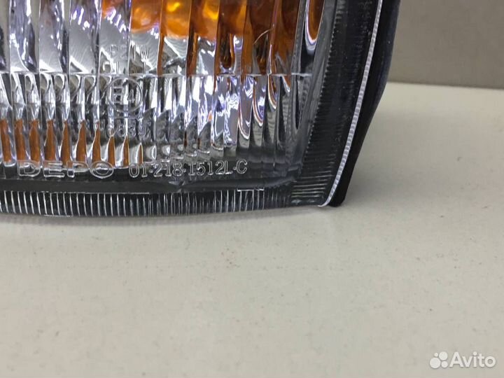 Указатель поворота левый Suzuki Baleno EG 1995-200