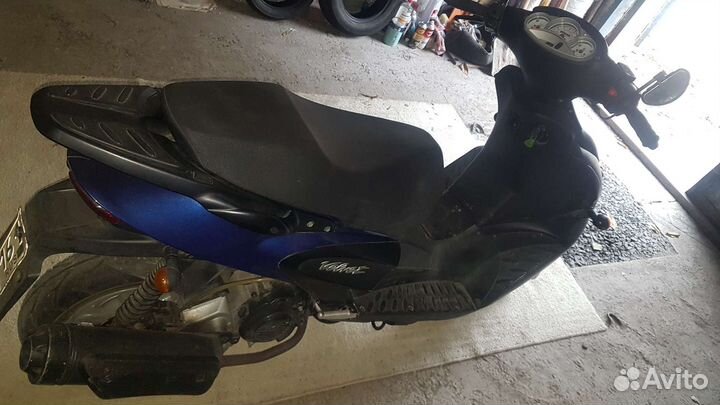 Скутер 150 кубов
