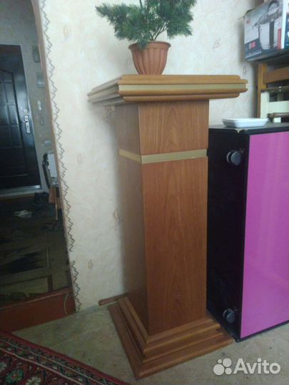 Колонна подставка