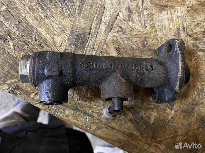 Главный тормозной цилиндр нива