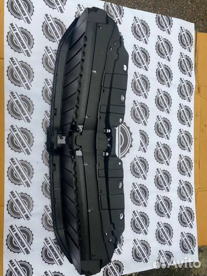 Жалюзи радиатора Bmw g30 Рестайлинг Бмв Заслонка