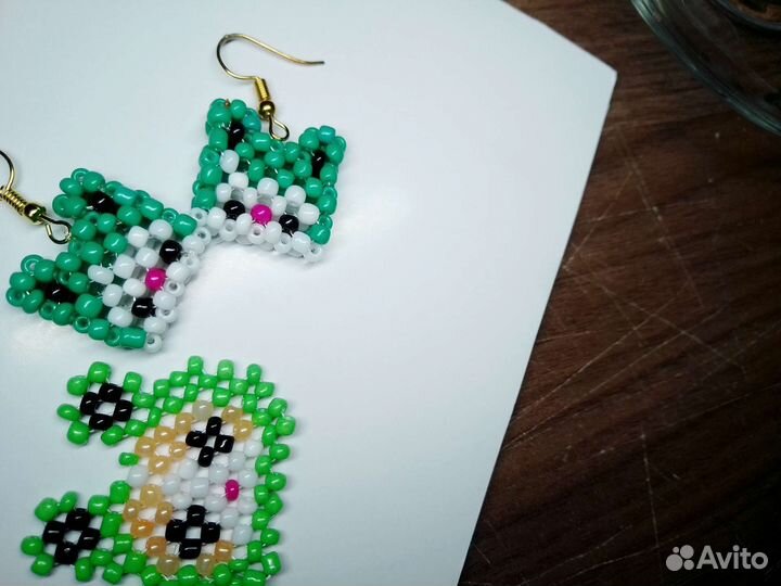 Украшения из бисера ручной работы