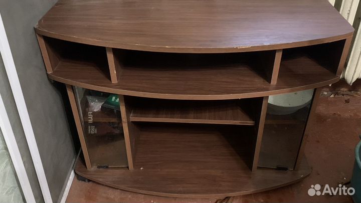 Тумба под телевизор
