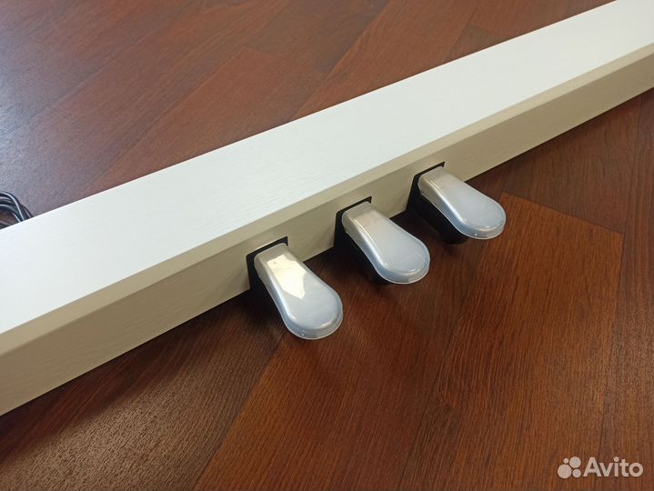 Цифровое пианино для начинающих и не только, новое