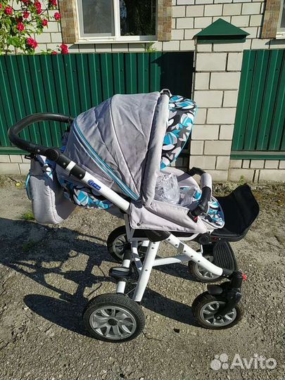 Прогулочная коляска