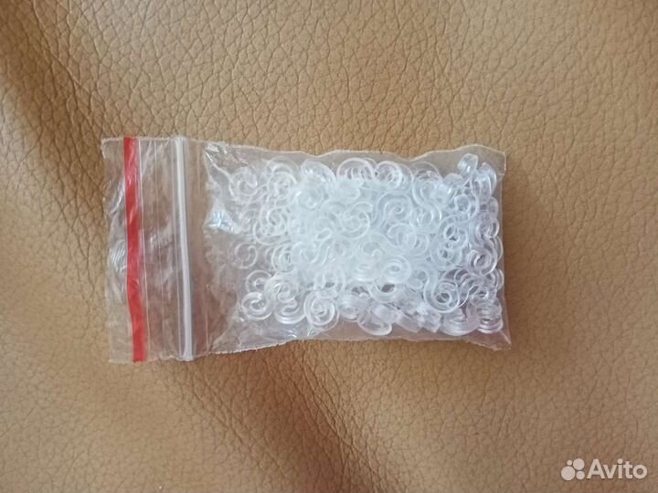 Набор резиночек для плетения + пакетик чем их соед