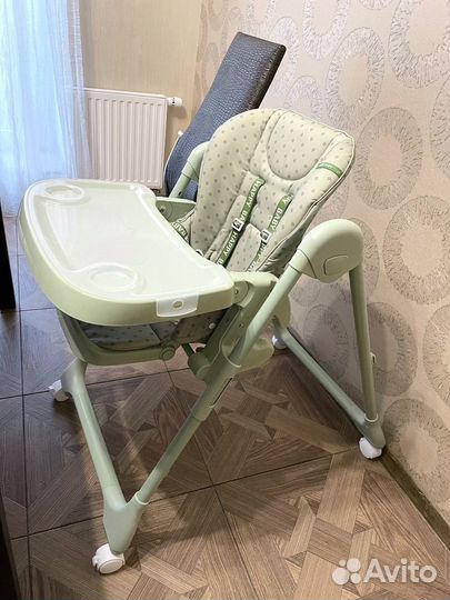 Стульчик для кормления Happy Baby William Pro