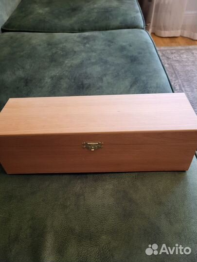 Деревянная коробка для бутылки