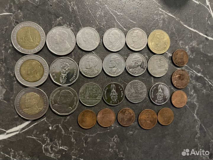 Монеты разных стран в коллекцию