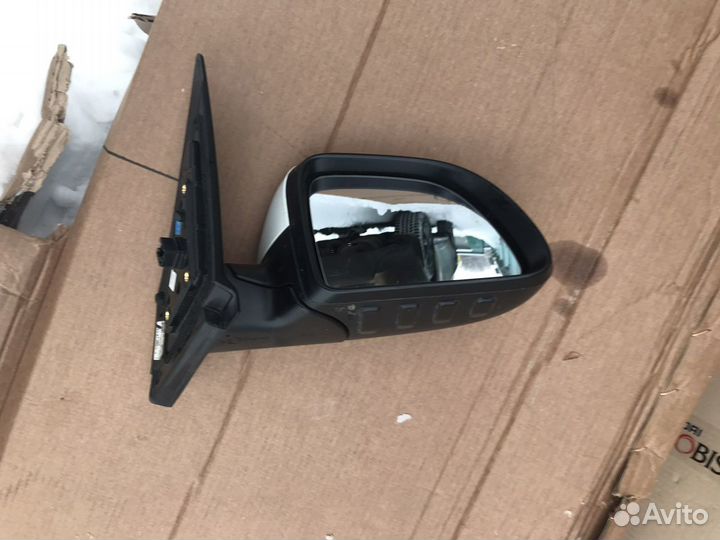 Rio 4 x-line зеркало правое