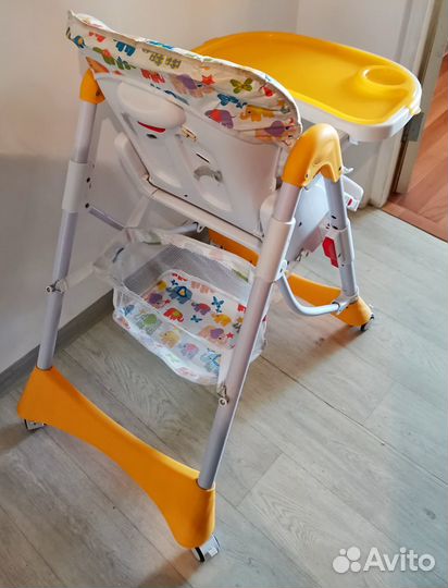 Стульчик для кормления Capella S-200