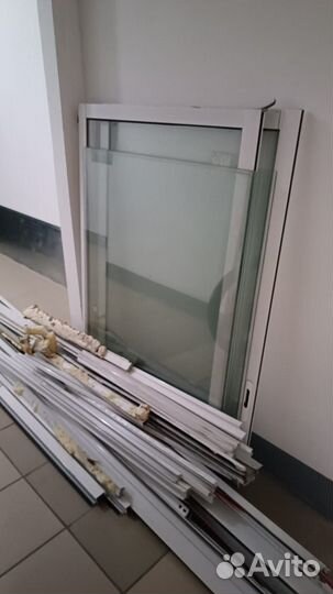 Оконные рамы бу, стекла, металлические решетки