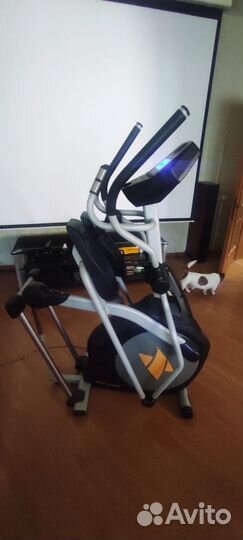Эллиптический тренажер Spirit by Hasttings XE326