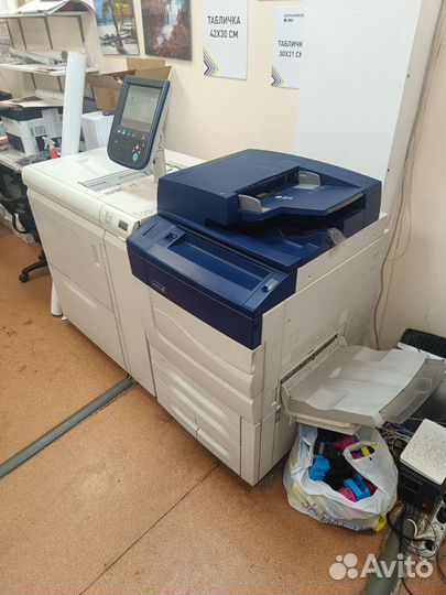 Xerox c60 с лотком повышенной ёмкости