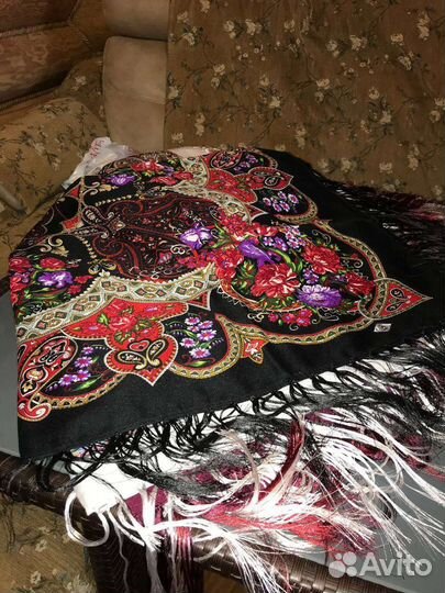 Павлопосадский платок шерсть