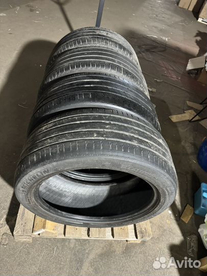 Michelin Latitude Sport 3 255/45 R20 и 285/40 R20 105Y