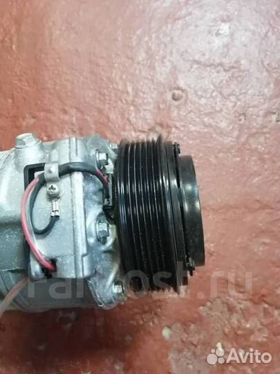 Компрессор кондиционера Jaguar E-Pace 2019 года