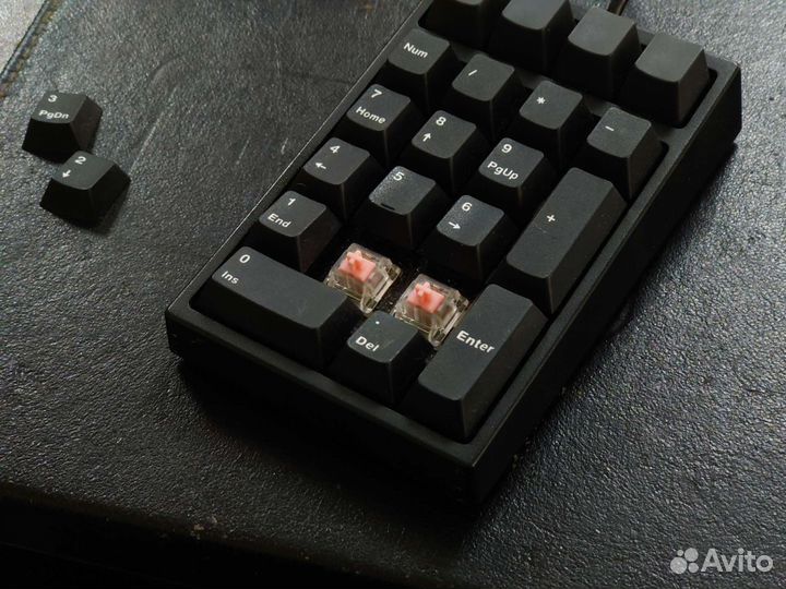 Leopold FC210TP ZealPC Sakurio