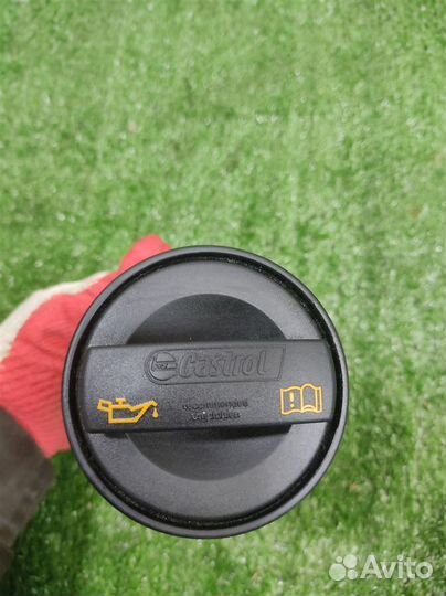 Горловина маслозаливная Audi Q7 (4LB) 2007