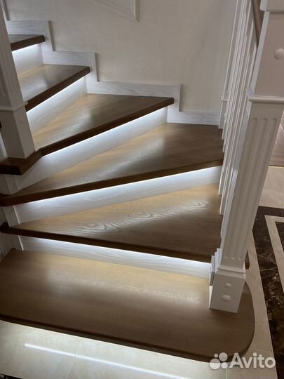 Подсветка лестницы. Умный свет